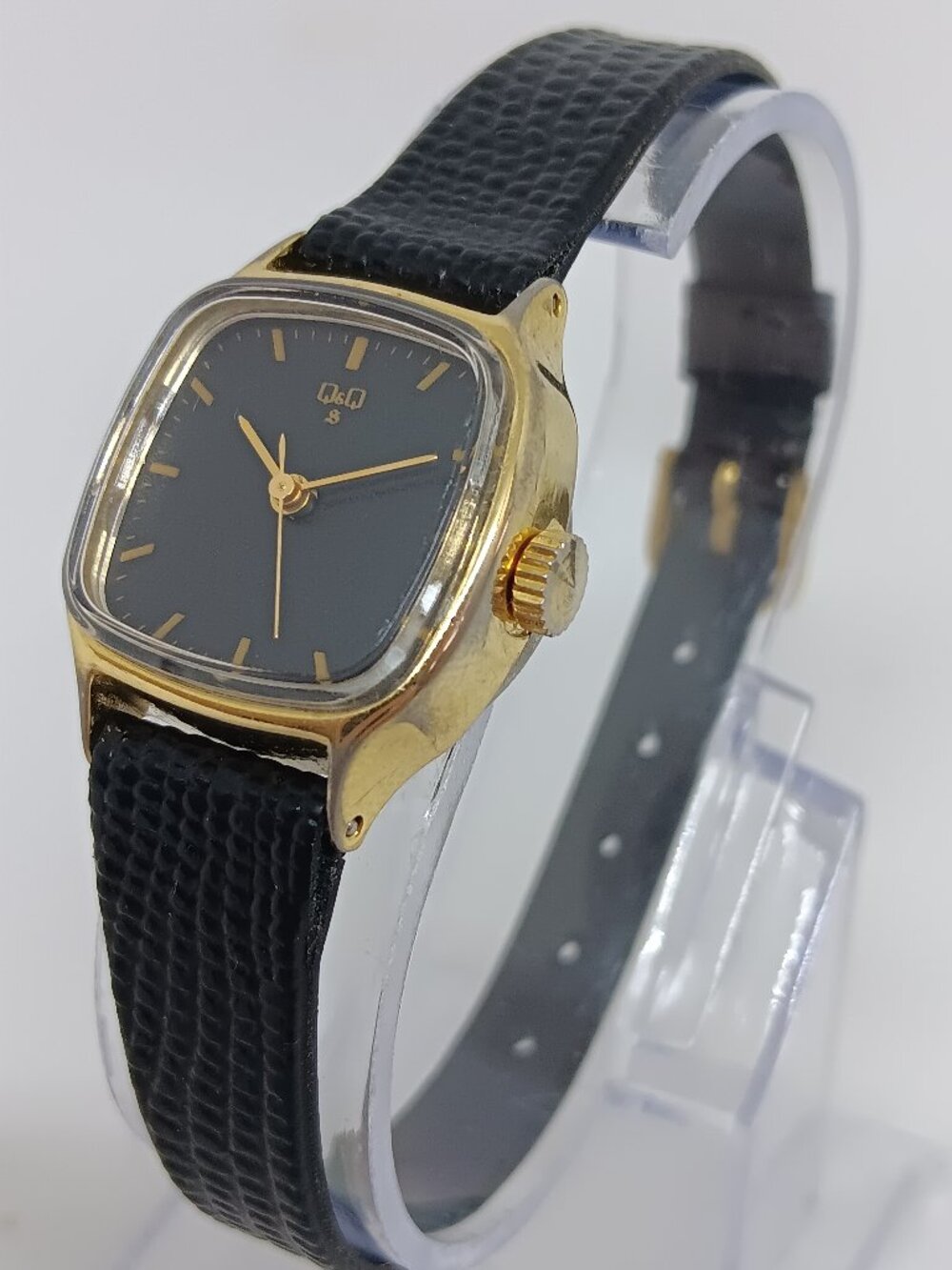 VINTAGE 1980s Q&Q [Citizen] Women's 21mm Square Case Manual Wind Watch